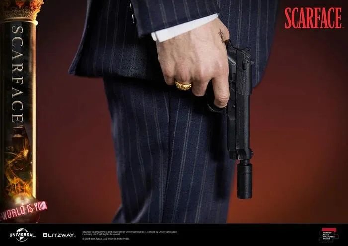 SCARFACE - Tony Montana 1/4 Superb Scale Statue
