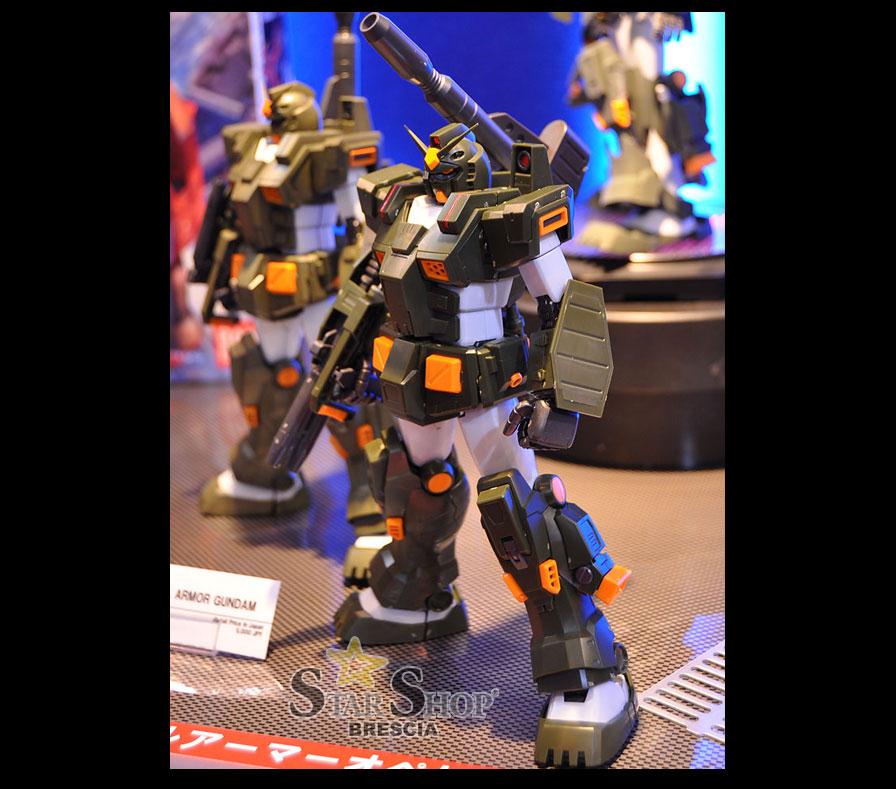 GUNDAM - 1/100 Full Armor Master Grade Model Kit MG