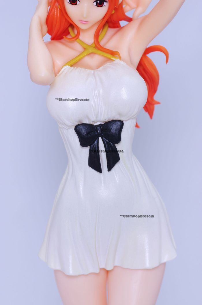 One Piece Film Gold Glitter Glamours Nami Movie Style Pvc Figure One Piece Banpresto