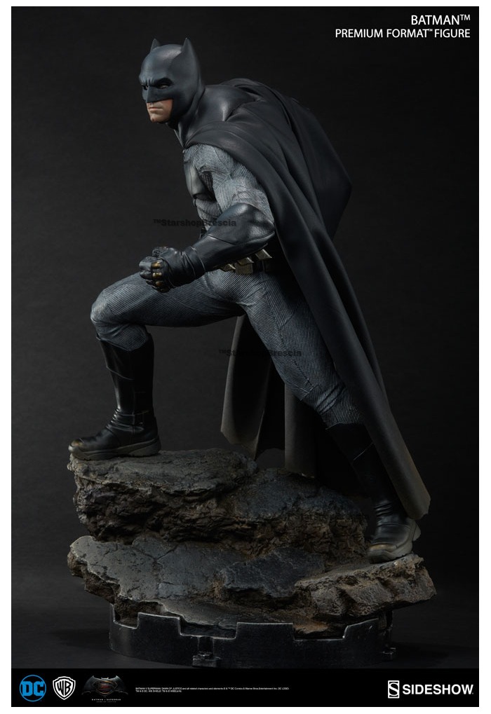 batman premium format statue