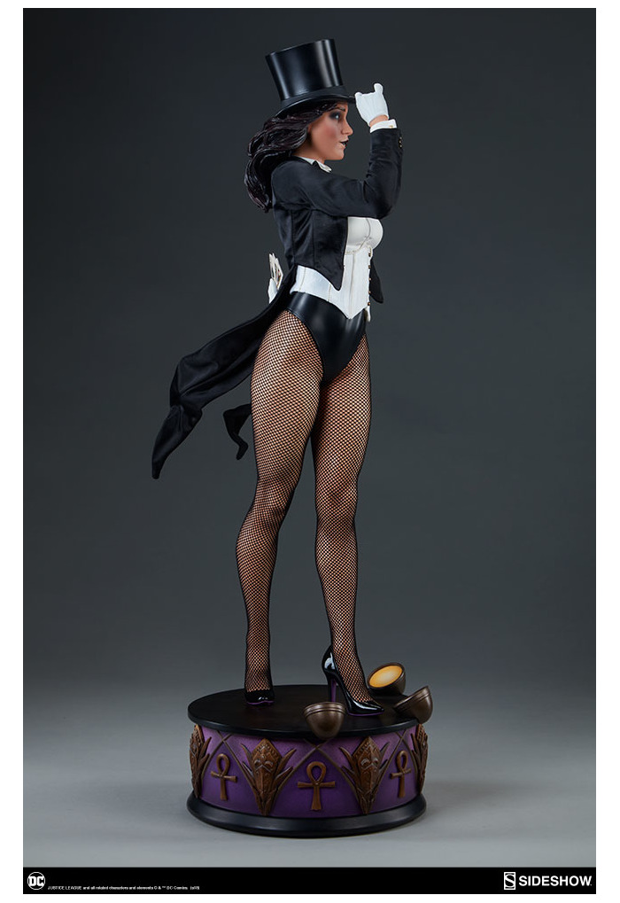 zatanna action figure