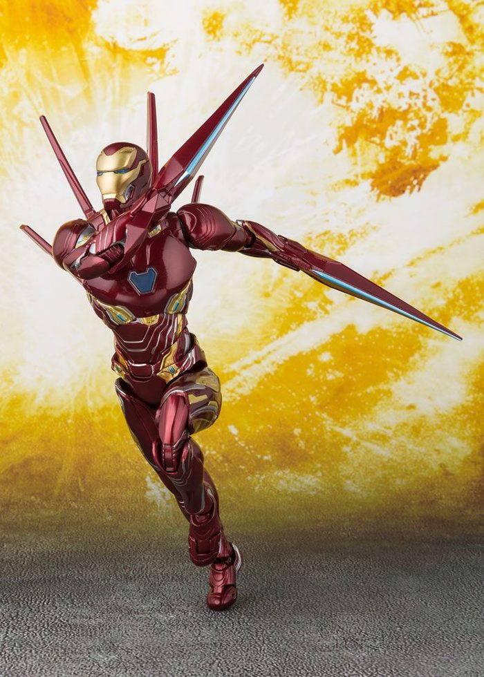 Marvel Avengers Iron Man Mission Tech – Figura 35 Cm Con Luci, Suoni E Cannoni