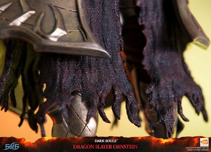 DARK SOULS - Dragon Slayer Ornstein Polystone Statue