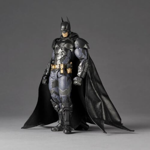 DC COMICS - Revoltech Amazing Yamaguchi - Batman Arkham Knight  Action Figure