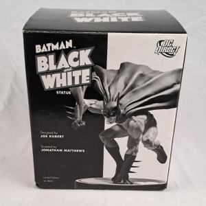 BATMAN - Black & White Batman by Joe Kubert Resin Statue