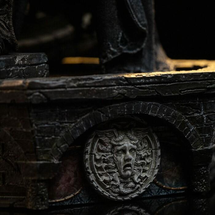 FRANKENSTEIN - Guillermo Del Toro Frankenstein Monster 1/10 Art Scale Statue