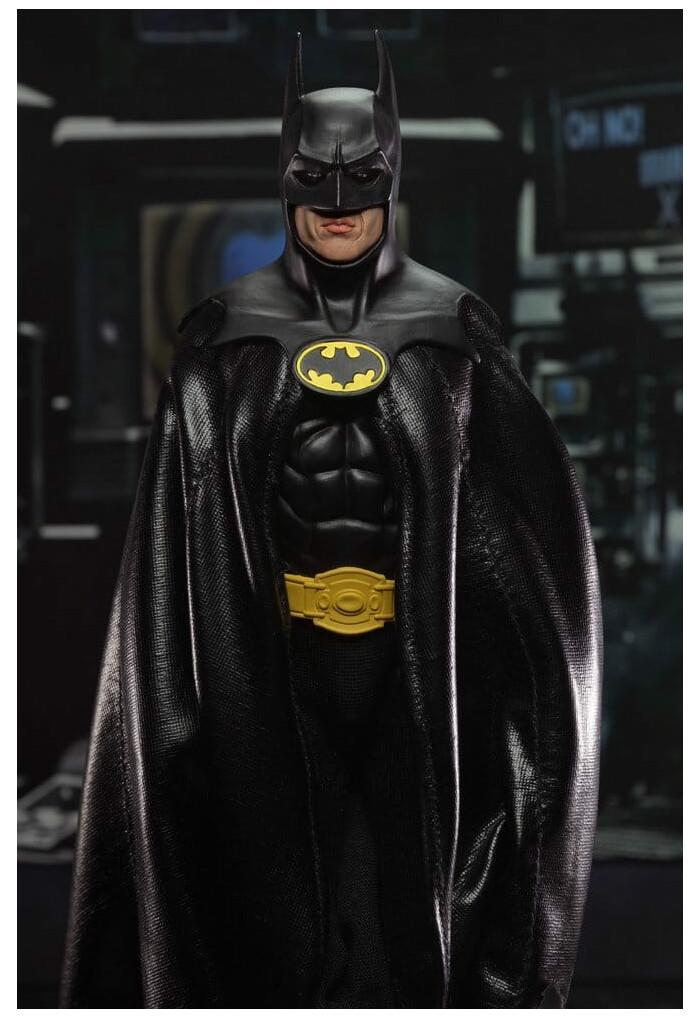 BATMAN - Batman Returns 1992 - Batman Clothed Action Figure