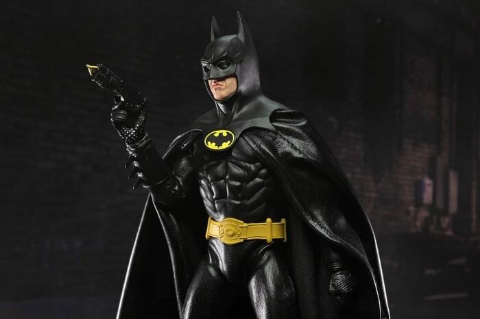 BATMAN - Batman Returns 1992 - Batman Clothed Action Figure