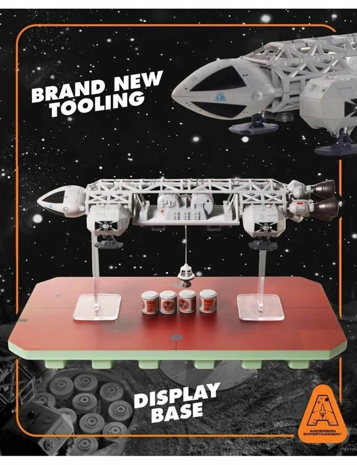 SPACE 1999 - Eagle Winch with Attached Cargo Limited Edition
