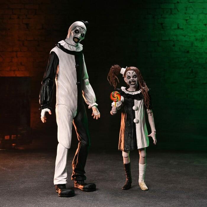 TERRIFIER 2 - Art the Clown & Little Pale Girl Ultimate Action Figure 2-Pack