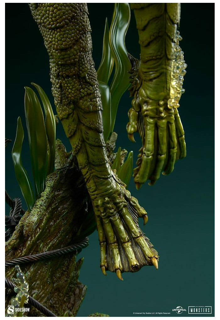 UNIVERSAL MONSTERS - Creature from the Black Lagoon Premium Format Figure 1/4 Statue