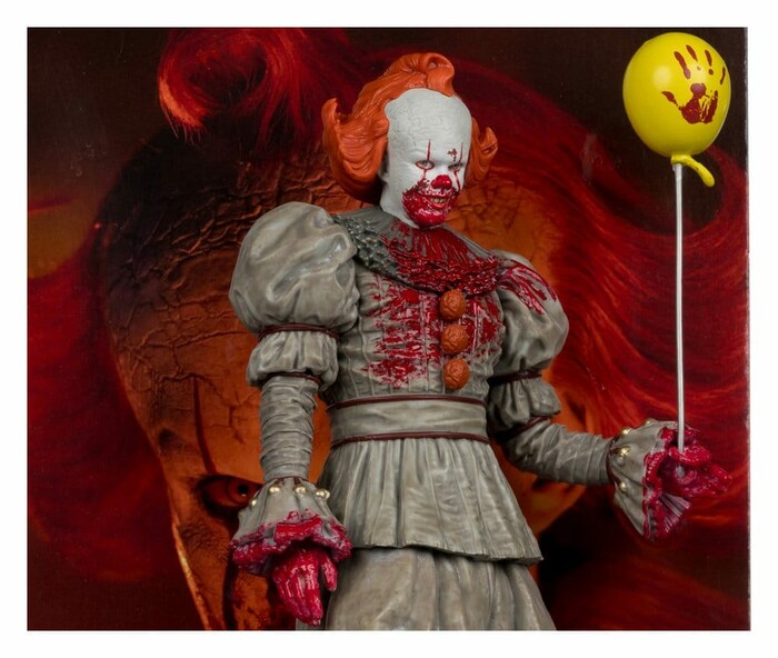 IT - Welcome to Derry - Movie Maniacs - Bloody Pennywise Action Figure