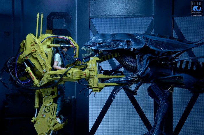 ALIENS - 40th Anniversary - Power Loader P-5000 Deluxe Vehicle Action Figure