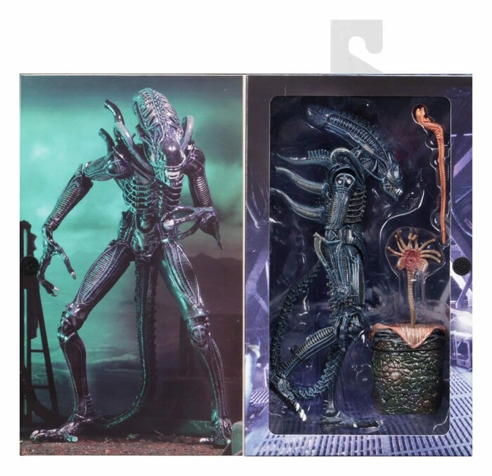 ALIENS - 40th Anniversary - 1986 Alien Warrior Blue Ultimate Action Figure