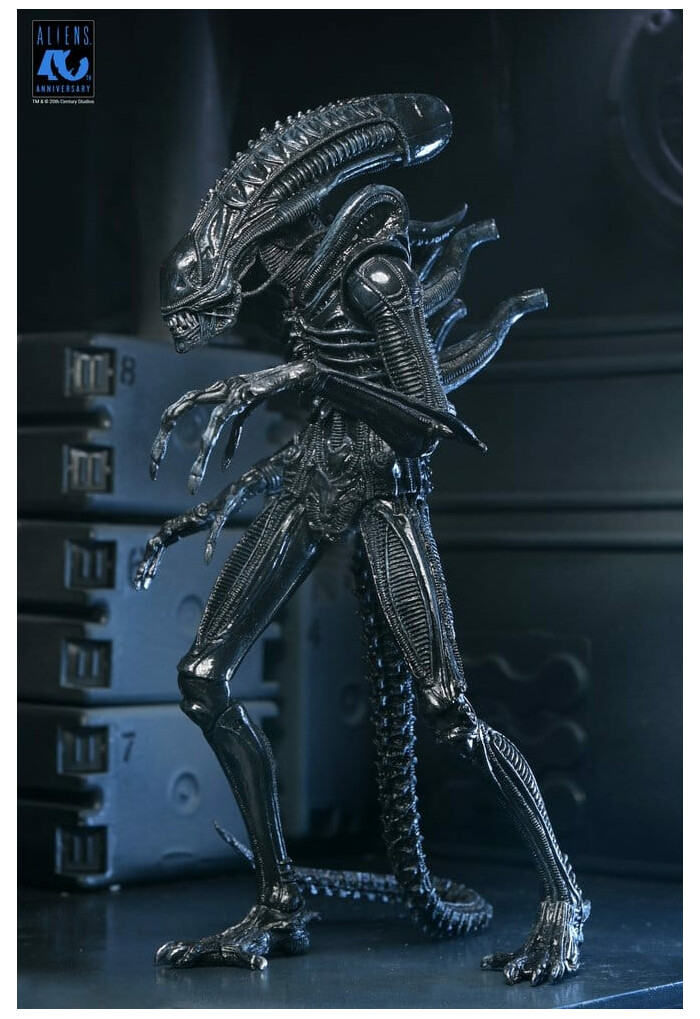ALIENS - 40th Anniversary - 1986 Xenomorph Black Ultimate Action Figure