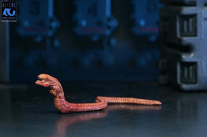 ALIENS - 40th Anniversary - 1986 Xenomorph Black Ultimate Action Figure