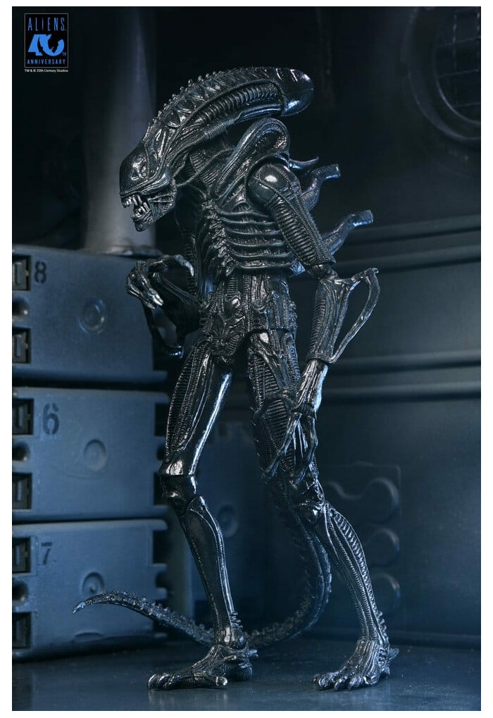 ALIENS - 40th Anniversary - 1986 Xenomorph Black Ultimate Action Figure