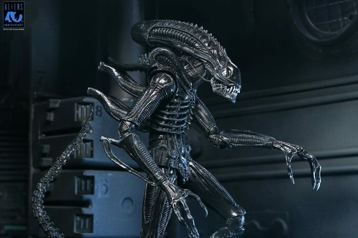 ALIENS - 40th Anniversary - 1986 Xenomorph Black Ultimate Action Figure