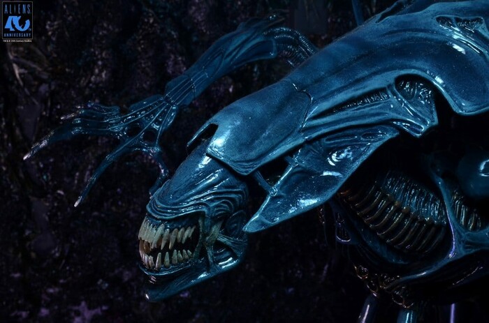 ALIENS - 40th Anniversary - Alien Queen Ultra Deluxe Action Figure