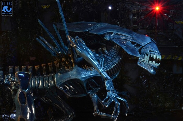 ALIENS - 40th Anniversary - Alien Queen Ultra Deluxe Action Figure