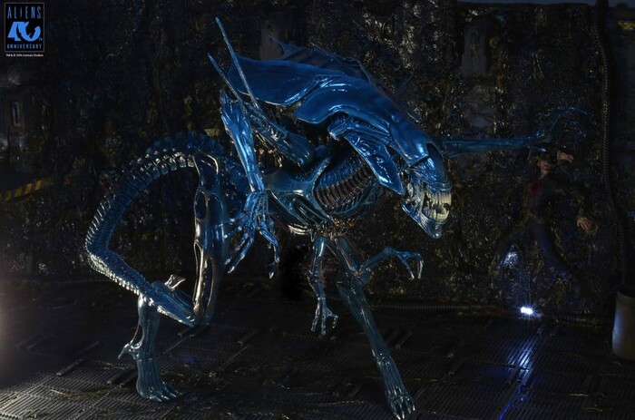 ALIENS - 40th Anniversary - Alien Queen Ultra Deluxe Action Figure
