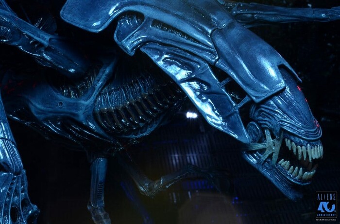 ALIENS - 40th Anniversary - Alien Queen Ultra Deluxe Action Figure