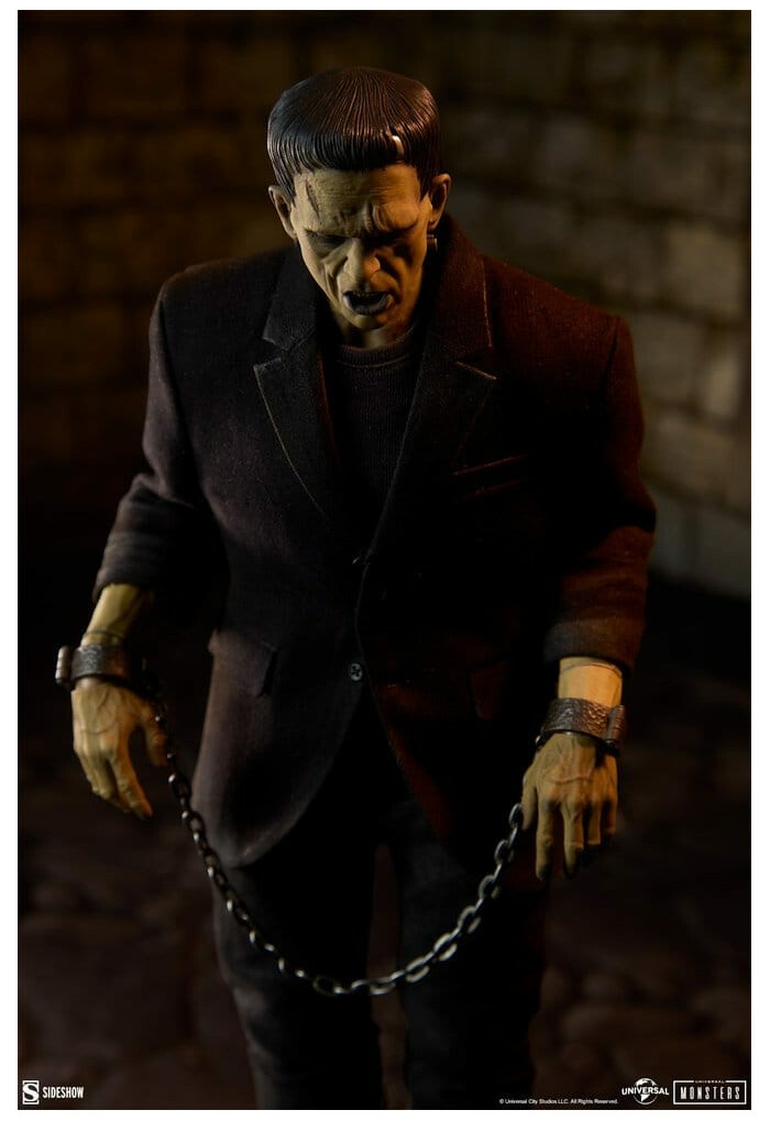 UNIVERSAL MONSTERS - Frankenstein Monster 1/6 Action Figure 12" Deluxe Plus Edition