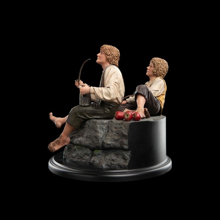LORD OF THE RINGS - Merry and Pippin Mini Polystone Statue