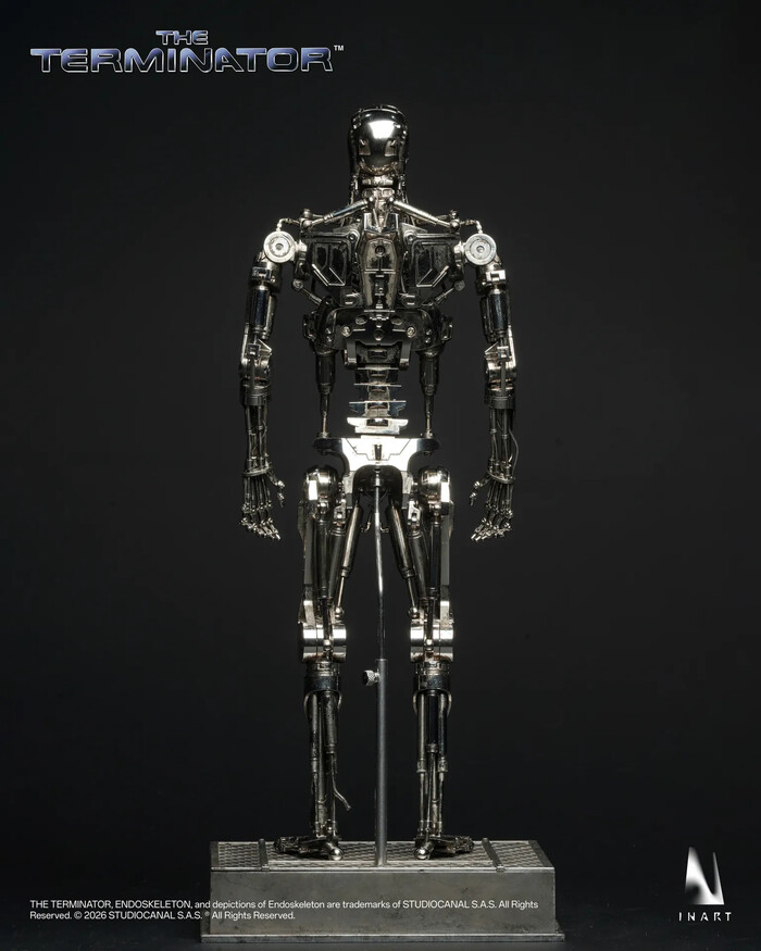 TERMINATOR - T-800 Endoskeleton 1/6 Action Figure 12" INART