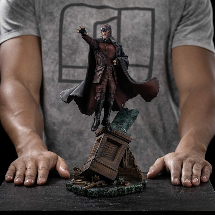 MARVEL - Avengers Doomsday - Magneto 1/10 Art Scale Statue