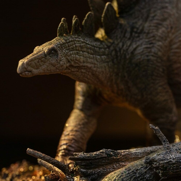 JURASSIC PARK - The Lost World - Icons - Stegosaurus Polystone Statue