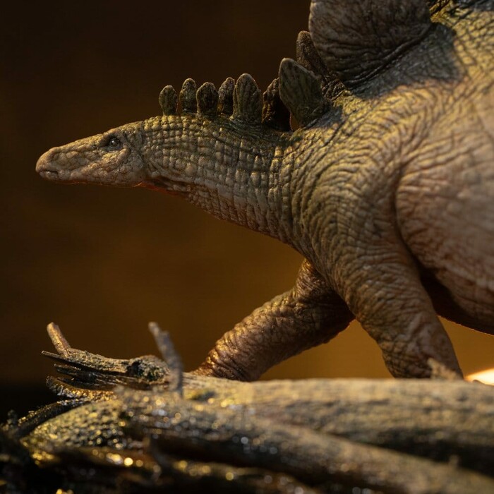 JURASSIC PARK - The Lost World - Icons - Stegosaurus Polystone Statue