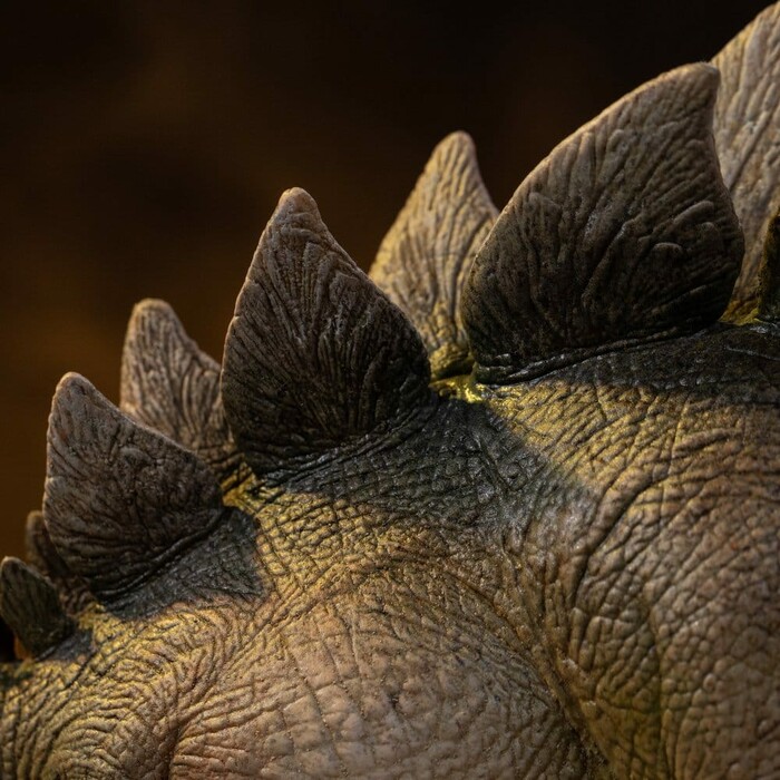 JURASSIC PARK - The Lost World - Icons - Stegosaurus Polystone Statue