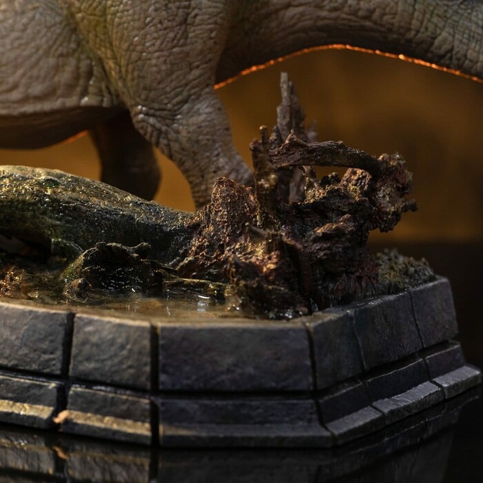 JURASSIC PARK - The Lost World - Icons - Stegosaurus Polystone Statue