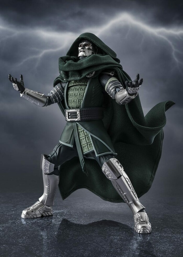 MARVEL - Avengers Doomsday - Doctor Doom S.H. Figuarts Action Figure