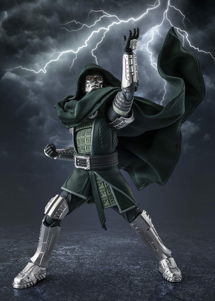 MARVEL - Avengers Doomsday - Doctor Doom S.H. Figuarts Action Figure