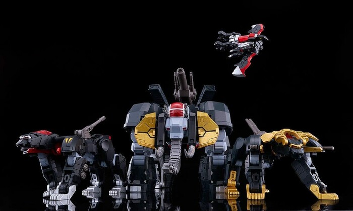 DANCOUGAR - Moderoid - Dancouga Super Beast Machine God with Powered-Up Wing Set Plastic Model Kit