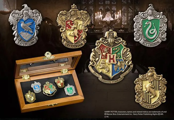 HARRY POTTER - Hogwarts House Pins