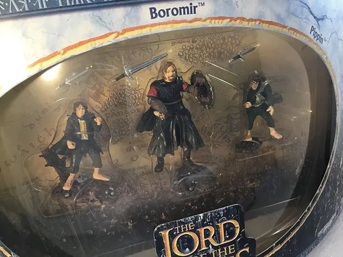 LORD OF THE RINGS - Attack at Amon-Hen Merry Boromir Pippin Mini Figure Set