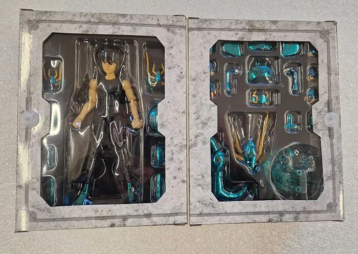 SAINT SEIYA - Myth Cloth Shiryu Dragon V2 Box Black / White