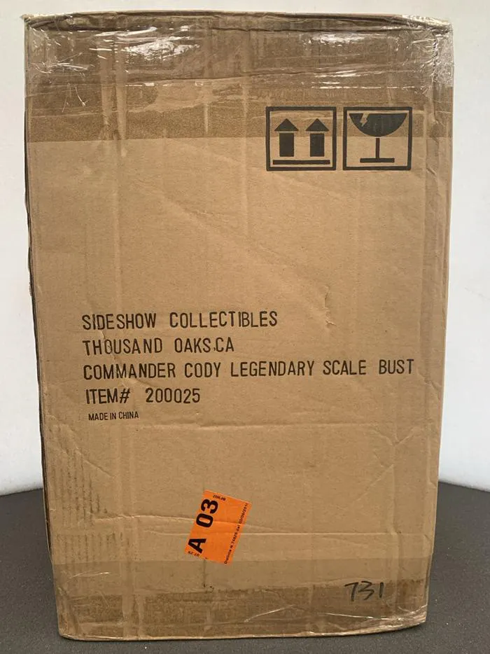 STAR WARS - Commander Cody Legendary Scale Bust - Displayed