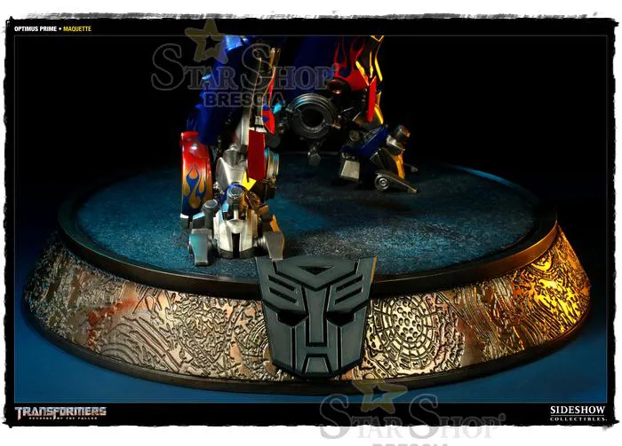 TRANSFORMERS - Optimus Prime Maquette