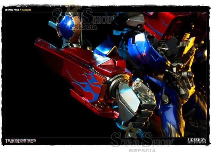 TRANSFORMERS - Optimus Prime Maquette