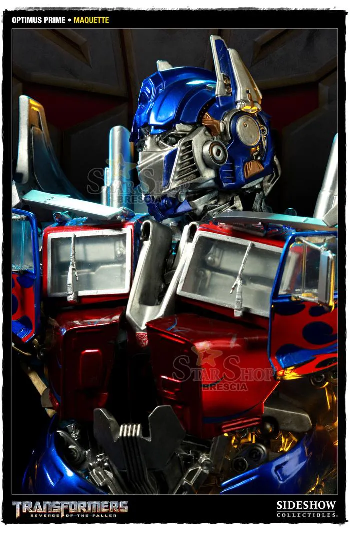 TRANSFORMERS - Optimus Prime Maquette