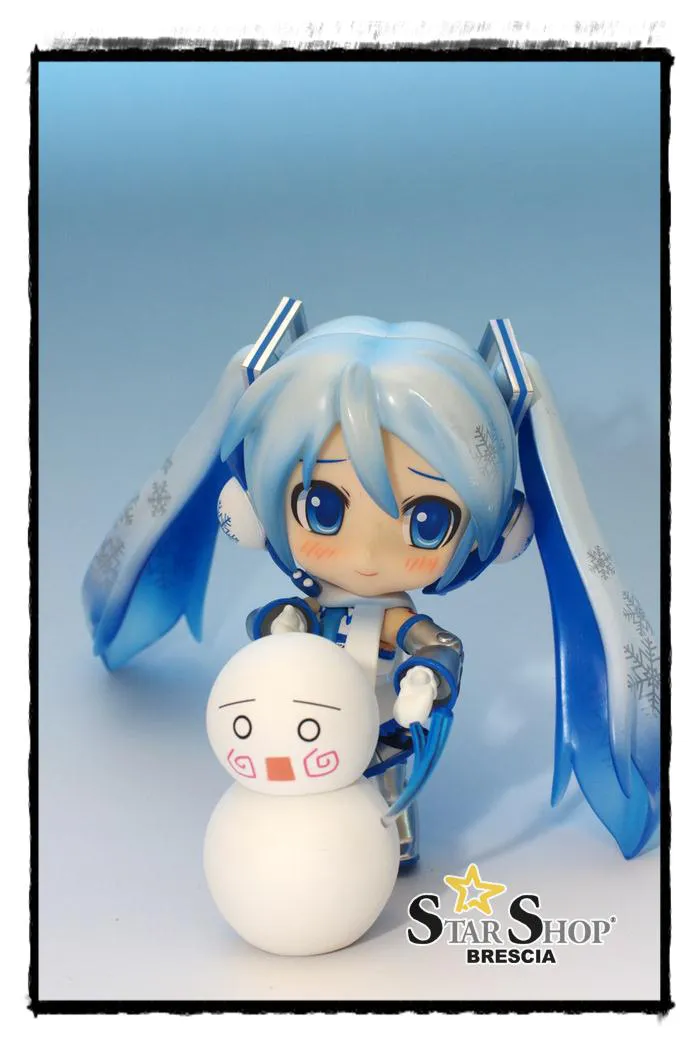 VOCALOID - Miku Hatsune Snow Play Ver. Nendoroid Action Figure # 150