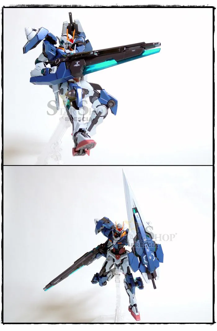 GUNDAM - 1/100 00 Seven Sword /G Model Kit Master Grade MG