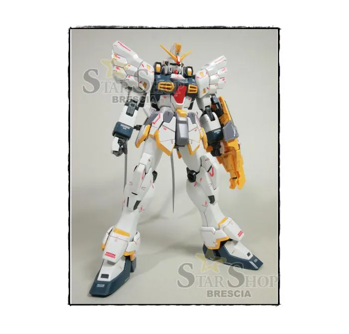GUNDAM - 1/100 Sandrock EW Master Grade Model Kit MG
