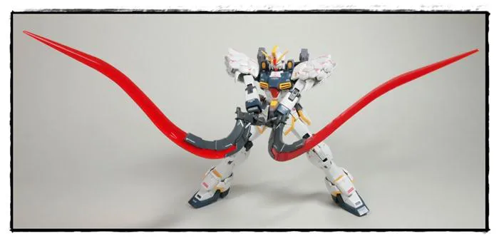 GUNDAM - 1/100 Sandrock EW Master Grade Model Kit MG