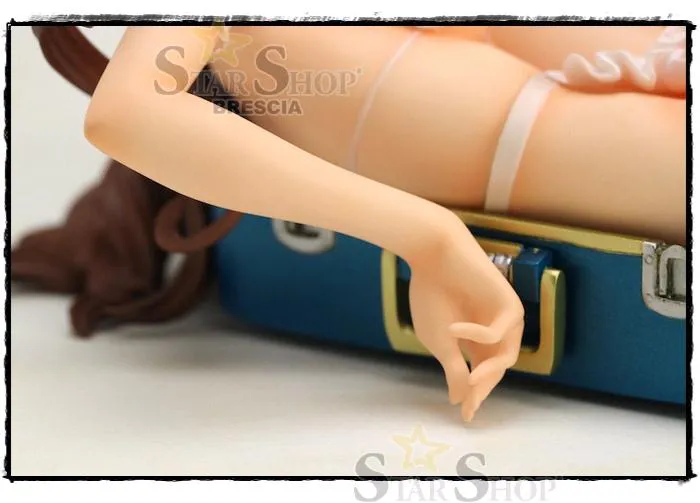 NATIVE CREATOR'S COLLECTION - Trunk-Girl 1/7 Pvc Figure