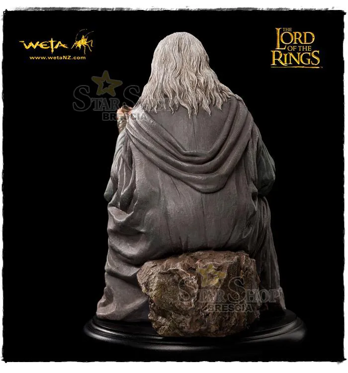 LORD OF THE RINGS - Gandalf Statue